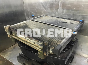 Радіатор LIEBHERR