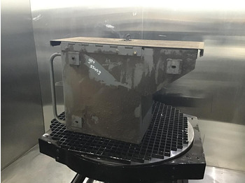 Запчастини LIEBHERR