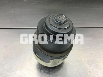 Запчастини LIEBHERR