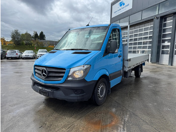 Легка бортова вантажівка MERCEDES-BENZ Sprinter 316