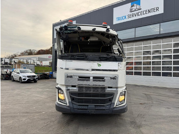 Вантажівка шасі VOLVO FH16-650 6x6 X-Track Unfall: фото 2