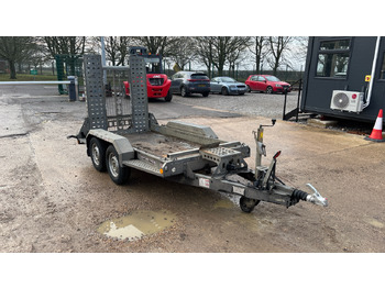 Причіп для перевезення спецтехніки BRIAN JAMES TRAILERS