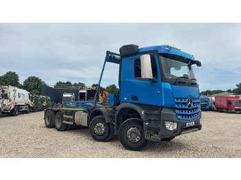 Гаковий мультиліфт вантажівка MERCEDES-BENZ Arocs