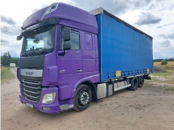 Тентована вантажівка DAF XF 106