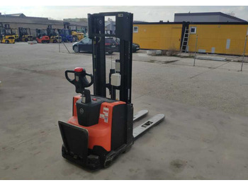 BT SWE120, forks 1400 mm в лізинг BT SWE120, forks 1400 mm: фото 2 BT SWE120, forks 1400 mm в лізинг BT SWE120, forks 1400 mm: фото 2