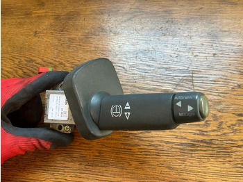 Підрульовий перемикач MAN