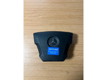 : фото в шапці сторінки