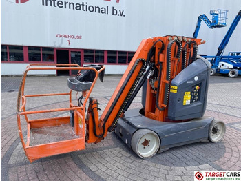 Вертикальний щогловий підйомник JLG