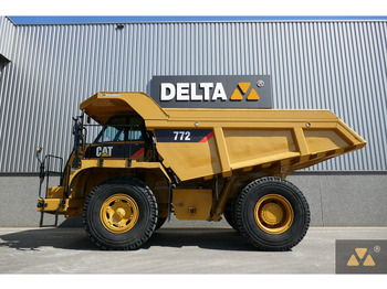Кар'єрний самоскид CATERPILLAR 772