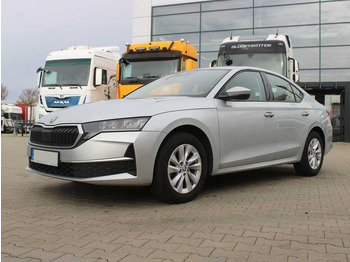 Легковий автомобіль ŠKODA