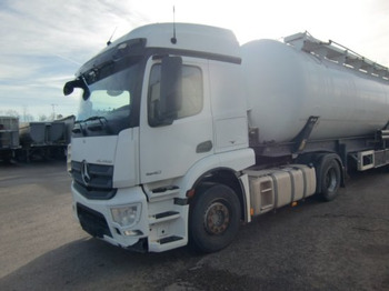 Тягач MERCEDES-BENZ Actros 1840