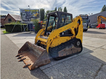 Міні-навантажувач BOBCAT T190