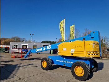 Телескопічний підйомник GENIE