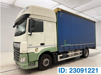 Тентована вантажівка DAF XF 460