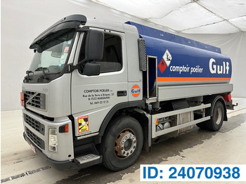 Вантажівка цистерна VOLVO FM9 260