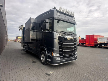 Будинок на колесах Scania 590S 6x2*4 STX 3x pop out - V8 - Demo/New - Full spec -: фото 5 Будинок на колесах Scania 590S 6x2*4 STX 3x pop out - V8 - Demo/New - Full spec -: фото 5