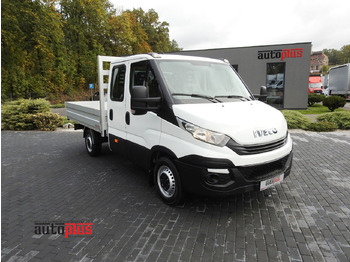 Легка бортова вантажівка IVECO Daily