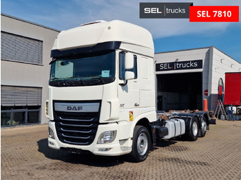 Контейнеровоз/ Змінний кузов вантажівка DAF XF 460