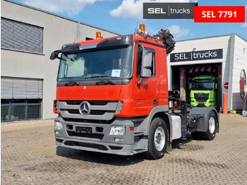 Тягач MERCEDES-BENZ Actros 1844