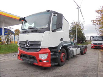Автовоз вантажівка MERCEDES-BENZ Actros