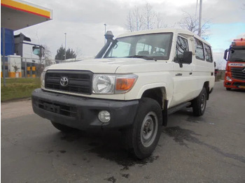 Легковий автомобіль TOYOTA Land Cruiser