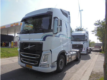 Тягач VOLVO FH 420