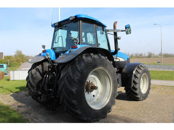 Трактор New Holland TM175: фото 3