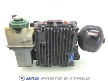 : фото в шапці сторінки