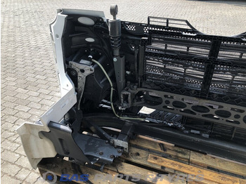 Бампер в категорії Вантажівки Mercedes-Benz Actros MP4: фото 4 Бампер в категорії Вантажівки Mercedes-Benz Actros MP4: фото 4