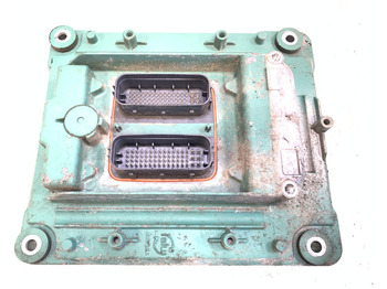 : фото в шапці сторінки