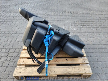 Запчастини в категорії Вантажівки DAF XG DAF AdBlue tank 2297062: фото 3