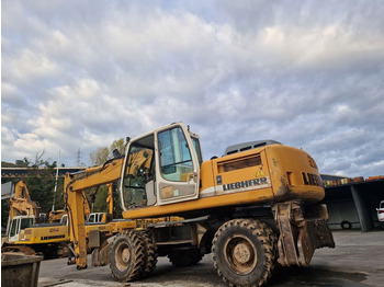 Колісний екскаватор LIEBHERR A904C: фото 2