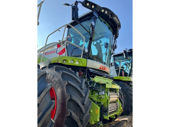Кормозбиральний комбайн CLAAS Jaguar 950