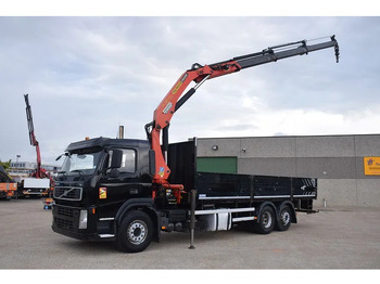 Вантажівка з маніпулятором VOLVO FM 330
