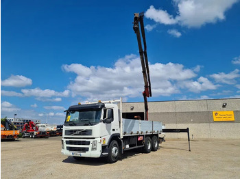 Вантажівка з маніпулятором VOLVO FM 400