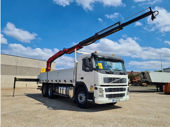 Вантажівка з маніпулятором VOLVO FM 400