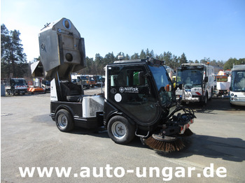 Підмітально-прибиральна машина NILFISK