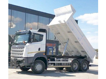 Самоскид вантажівка