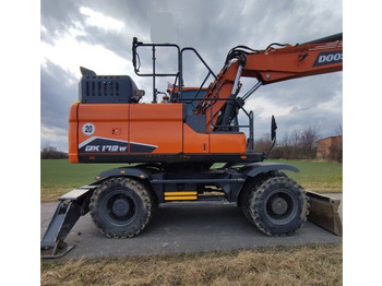 Колісний екскаватор DEVELON