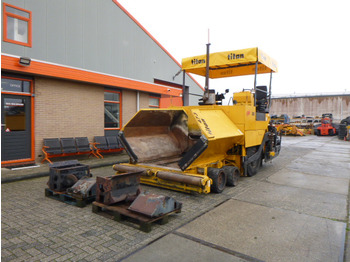 : фото в шапці сторінки