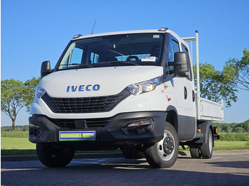 Легка бортова вантажівка IVECO Daily 35c14