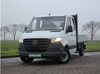 Легка бортова вантажівка MERCEDES-BENZ Sprinter 315