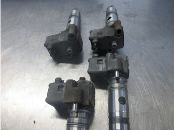 Паливний фільтр в категорії Вантажівки Mercedes-Benz A 028 074 63 02 INJECTORS MERCEDES AXOR EURO 5: фото 2 Паливний фільтр в категорії Вантажівки Mercedes-Benz A 028 074 63 02 INJECTORS MERCEDES AXOR EURO 5: фото 2