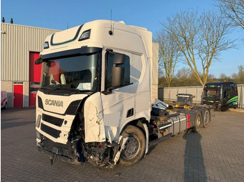 Контейнеровоз/ Змінний кузов вантажівка SCANIA R 450