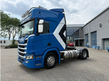 Тягач SCANIA R 410