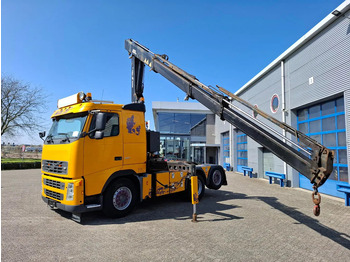 Вантажівка з маніпулятором VOLVO FH12 420