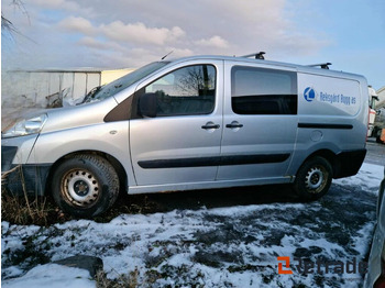 Легковий автомобіль PEUGEOT