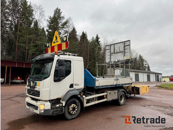 Бортова вантажівка/ Платформа VOLVO FL 240