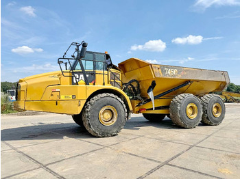 Шарнірний самоскид CATERPILLAR 745