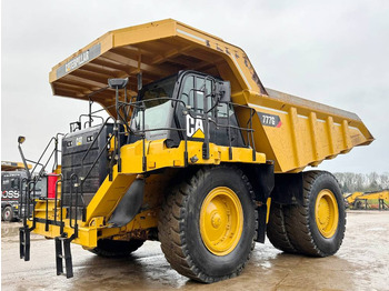 Кар'єрний самоскид CATERPILLAR 777